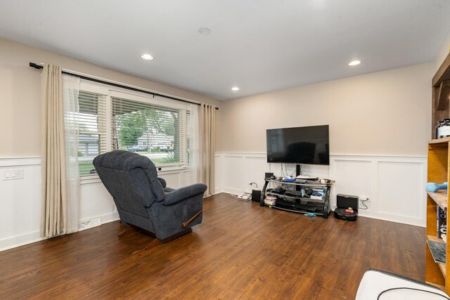 16000 Long Ave, Oak Forest, IL 60452 - living area with a wainscoted wall, wood finished floors, a decorative wall, and recessed lighting