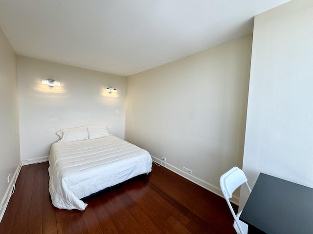 1850 N Clark St Unit 2706, Chicago, IL 60614 - bedroom featuring wood finished floors and baseboards