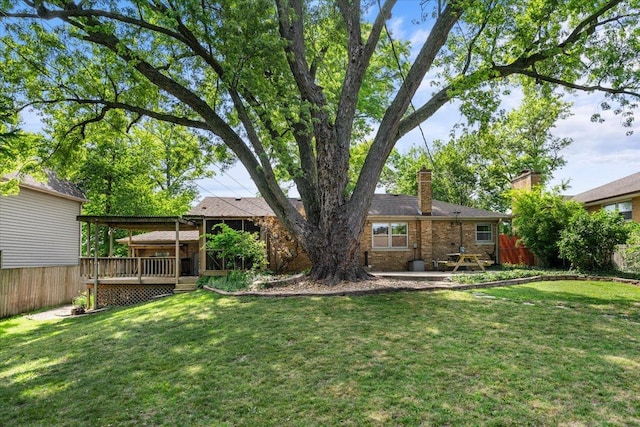 115 S Hale St, Palatine, IL 60067 - view of green lawn with a wooden deck