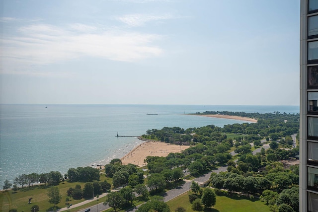 5455 N Sheridan Rd Unit 3512, Chicago, IL 60640 - water view