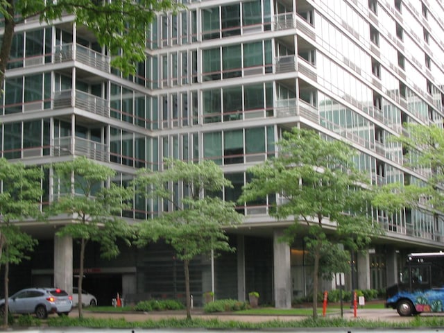 9655 Woods Dr Unit 507, Skokie, IL 60077 - view of building exterior