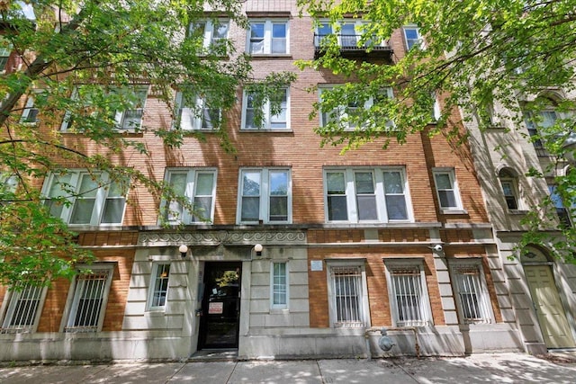 6812 N Wayne Ave Unit 1G, Chicago, IL 60626 - photo 1