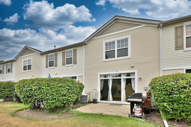 2224 Flagstone Ln Unit 2224, Carpentersville, IL 60110 - back of house