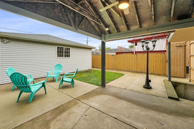 2946 W 102nd St, Evergreen Park, IL 60805 - view of patio with ceiling fan