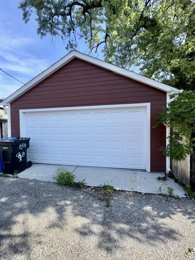 2925 W Eastwood Ave, Chicago, IL 60525 - view of detached garage