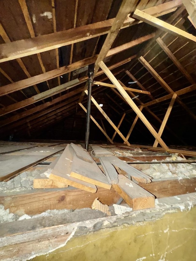 2925 W Eastwood Ave, Chicago, IL 60525 - view of unfinished attic