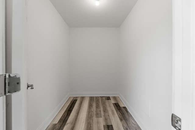 5721 Circle Dr Unit 202, Oak Lawn, IL 60453 - unfurnished room featuring wood finished floors and baseboards