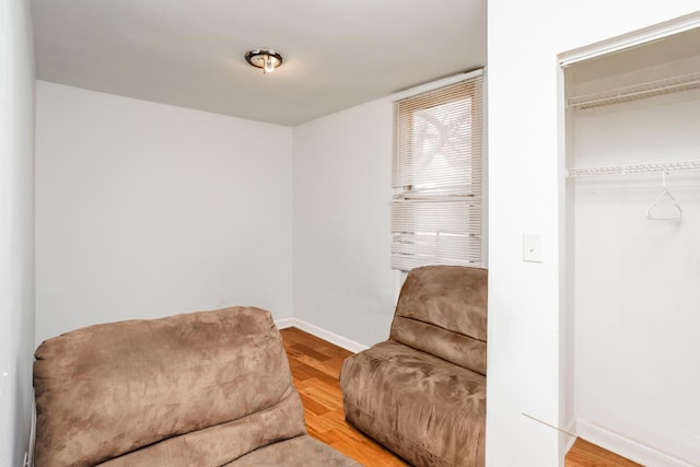 7523 S Kimbark Ave, Chicago, IL 60619 - sitting room with wood finished floors and baseboards