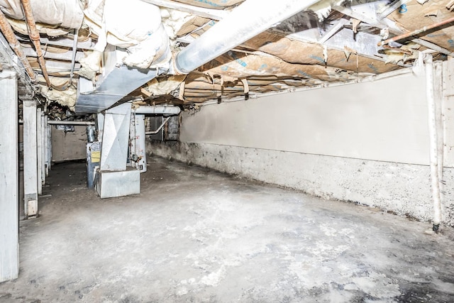 7523 S Kimbark Ave, Chicago, IL 60619 - unfinished basement with heating unit