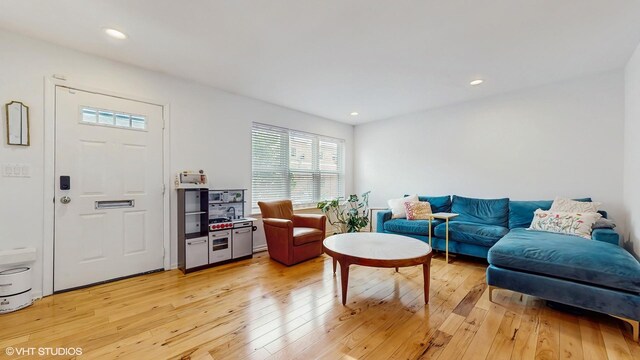 5414 N Hoyne Ave, Chicago, IL 60625 - photo 2