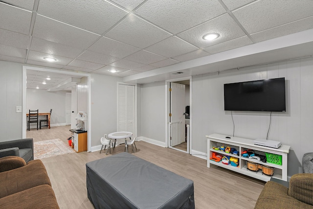 588 Arthur Dr, Cary, IL 60013 - living area featuring wood finished floors, a drop ceiling, and recessed lighting
