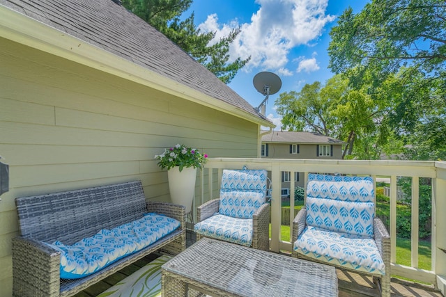 2 Cedar Gate Cir, Sugar Grove, IL 60554 - view of deck
