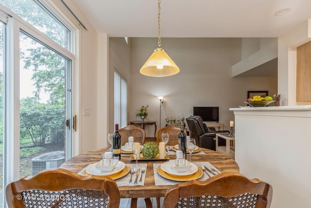 976 Enfield Dr, Northbrook, IL 60062 - view of dining room
