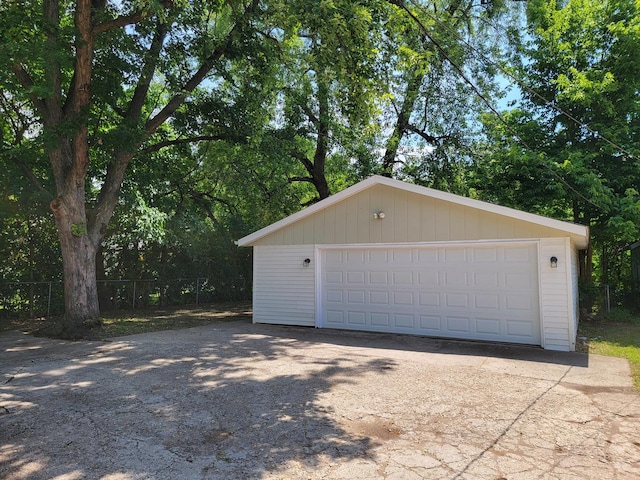 2928 Ridgeway Ave, Rockford, IL 61101 - view of detached garage