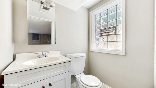 309 W 109th Pl, Chicago, IL 60628 - bathroom with toilet and vanity