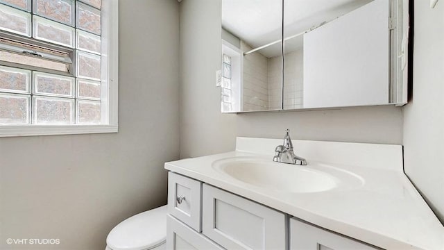 309 W 109th Pl, Chicago, IL 60628 - bathroom with vanity and healthy amount of natural light