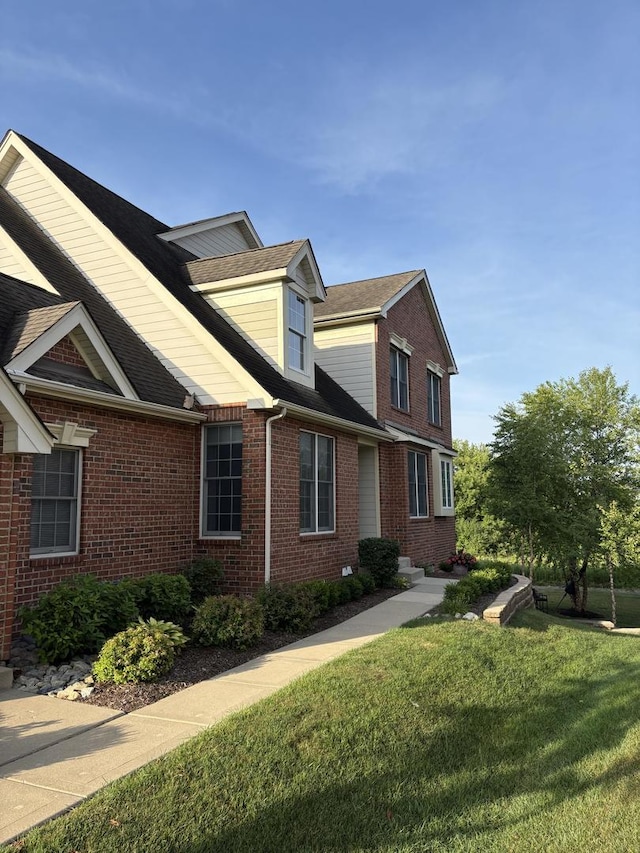 17 Harborside Way, Hawthorn Woods, IL 60047 - view of front facade featuring a front lawn and brick siding