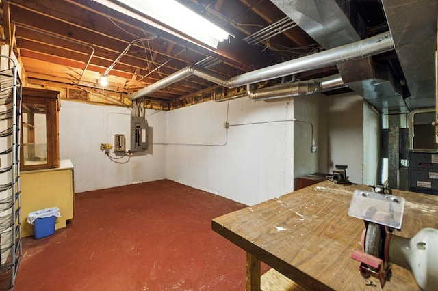 3664 E 2619th Rd, Sheridan, IL 60551 - unfinished below grade area with electric panel