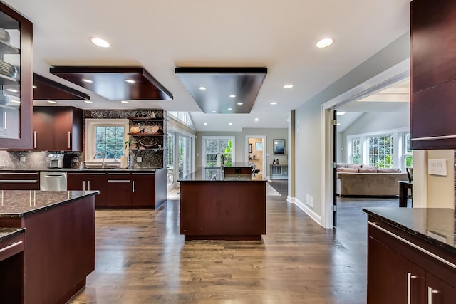 1194 Oxford Ct, Highland Park, IL 60035 - kitchen featuring healthy amount of natural light, wood finished floors, decorative backsplash, modern cabinets, and recessed lighting