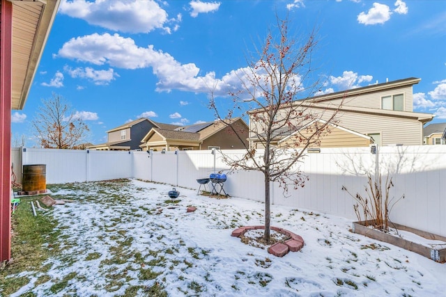 412 Doisy Ln, Champaign, IL 61822 - yard layered in snow with a fenced backyard