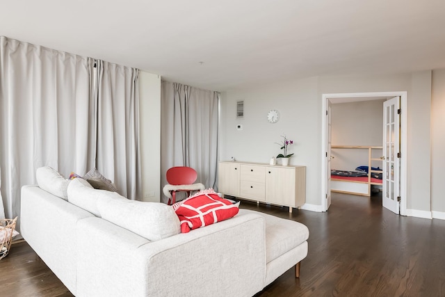 345 W Fullerton Pkwy Unit 1706, Chicago, IL 60614 - living room featuring dark wood-type flooring and baseboards