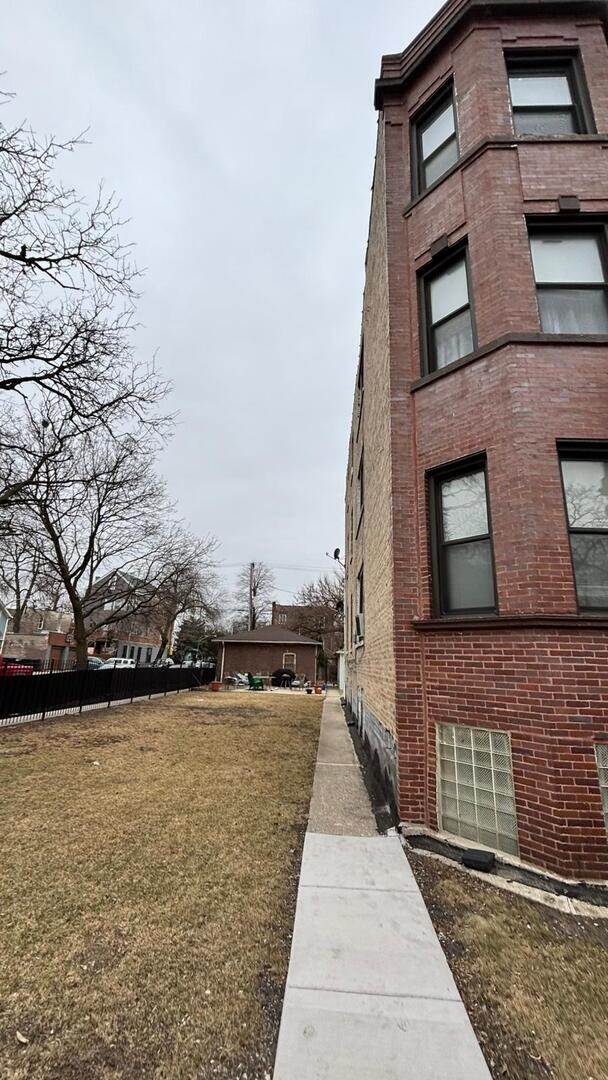 2356 S Lawndale Ave, Chicago, IL 60623 - photo 4
