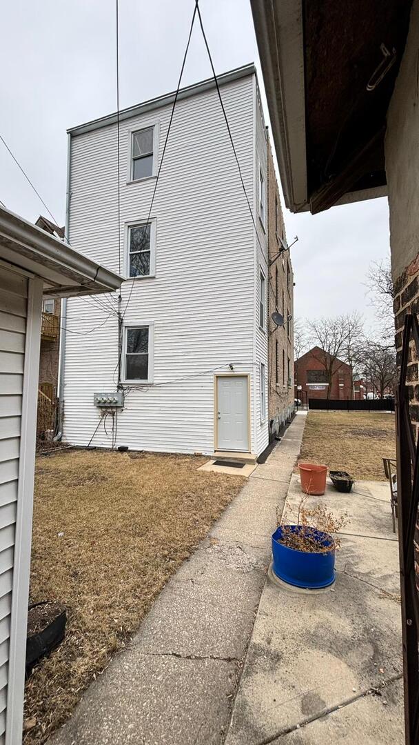 2356 S Lawndale Ave, Chicago, IL 60623 - photo 7
