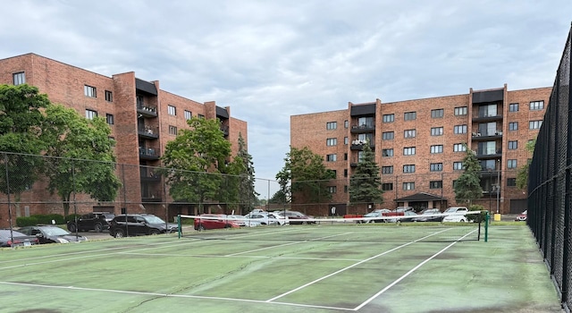 9377 Landings Ln Unit 502, Des Plaines, IL 60016 - view of tennis court