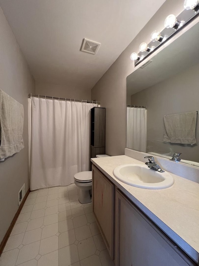 163 Mountain Laurel Ct, Romeoville, IL 60446 - bathroom with tile patterned floors, vanity, and curtained shower