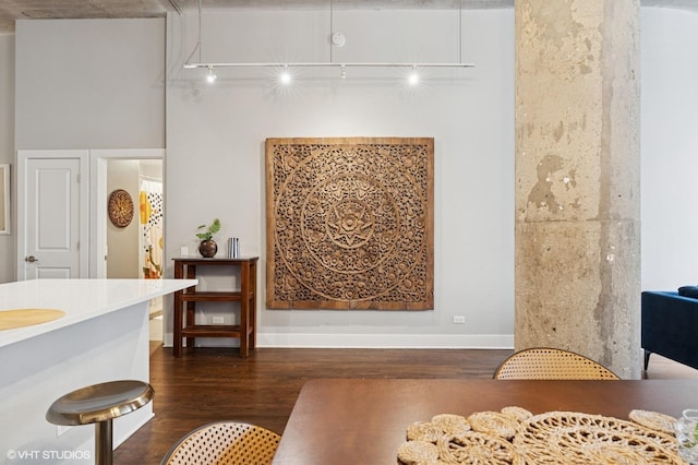 17 N Loomis St Unit 1C, Chicago, IL 60607 - living room featuring dark wood-type flooring and baseboards