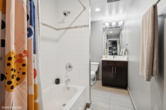 17 N Loomis St Unit 1C, Chicago, IL 60607 - bathroom with shower / bath combo, vanity, and recessed lighting