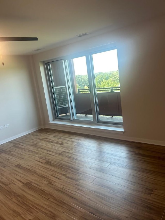 200 Park Ave Unit 634, Calumet City, IL 60409 - unfurnished room featuring wood finished floors and baseboards