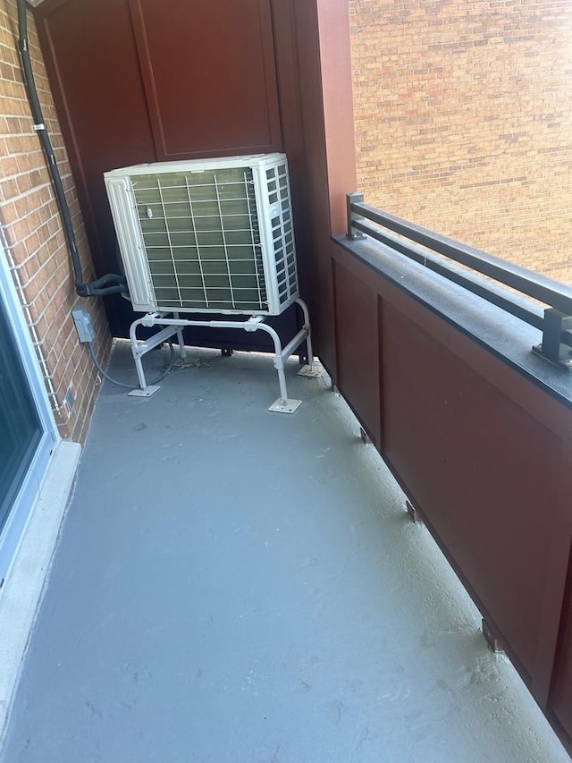 200 Park Ave Unit 634, Calumet City, IL 60409 - view of balcony