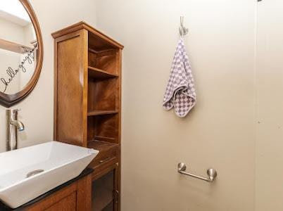 101 E Grove St, Pontiac, IL 61764 - photo 16