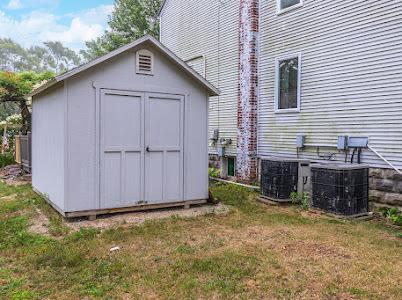 101 E Grove St, Pontiac, IL 61764 - photo 4