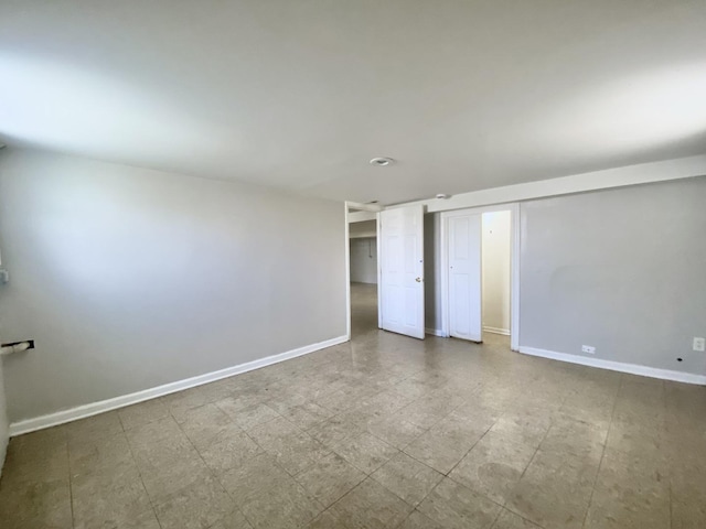 518 156th Pl, Calumet City, IL 60409 - unfurnished room with baseboards and recessed lighting