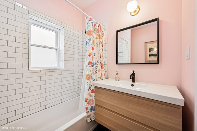 3067 N Gresham Ave, Chicago, IL 60618 - photo 15