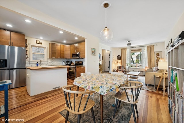 3067 N Gresham Ave, Chicago, IL 60618 - photo 7