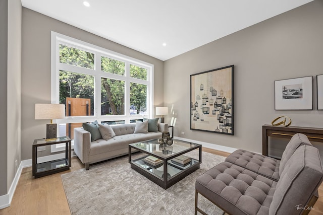 1642 W Wolfram St, Chicago, IL 60657 - living area with light wood-style floors and recessed lighting