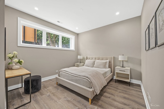1642 W Wolfram St, Chicago, IL 60657 - bedroom featuring wood finished floors and recessed lighting