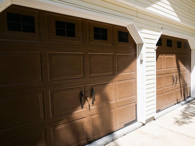 26 N Deer Lk, Villa Grove, IL 61956 - view of garage