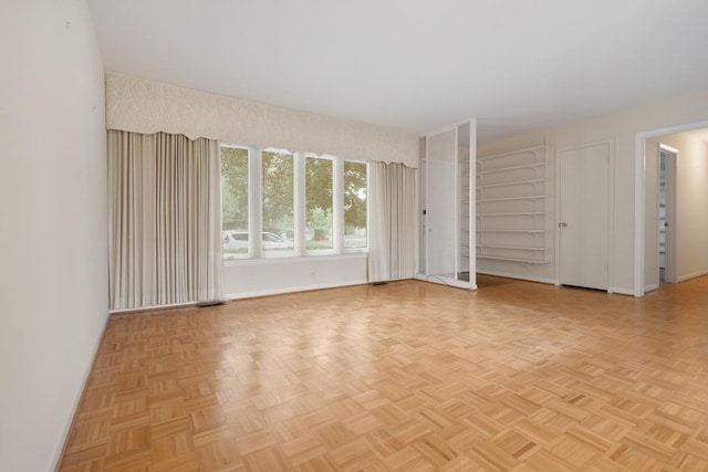 1108 Lancaster Ave, Elk Grove Village, IL 60007 - unfurnished room featuring baseboards
