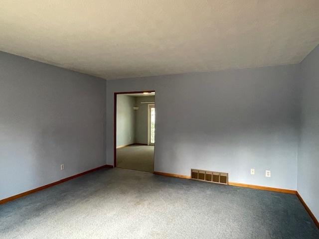 512 Tana Ln, Joliet, IL 60435 - unfurnished room with carpet and baseboards