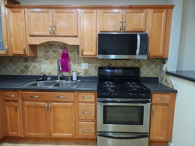 1107 Holiday Ln Unit 5, Des Plaines, IL 60016 - photo 3