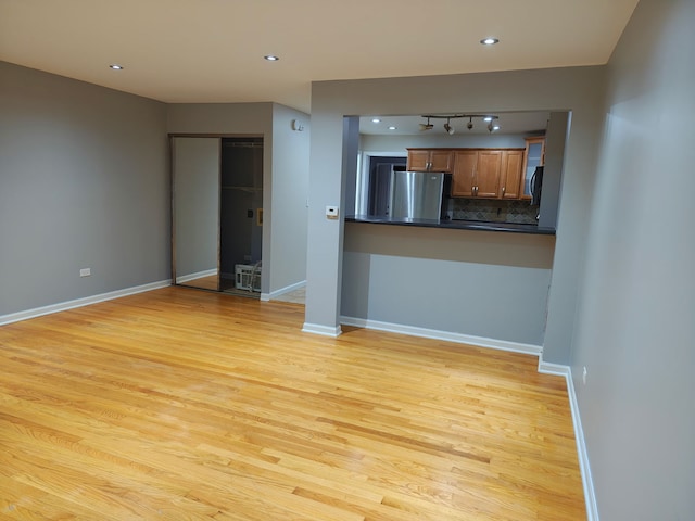 1107 Holiday Ln Unit 5, Des Plaines, IL 60016 - photo 5
