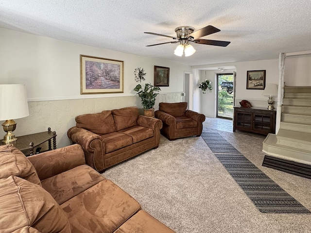 725 Opal St, Marseilles, IL 61341 - carpeted living area featuring a textured ceiling and a ceiling fan