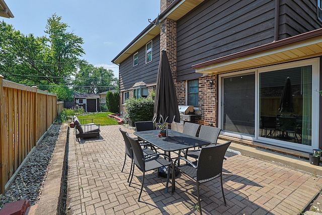 1008 S Beechwood Dr, Mount Prospect, IL 60056 - view of patio featuring outdoor dining space and grilling area