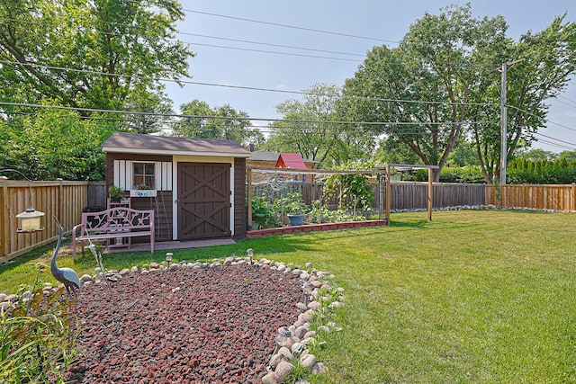 1008 S Beechwood Dr, Mount Prospect, IL 60056 - fenced backyard featuring a shed and a garden