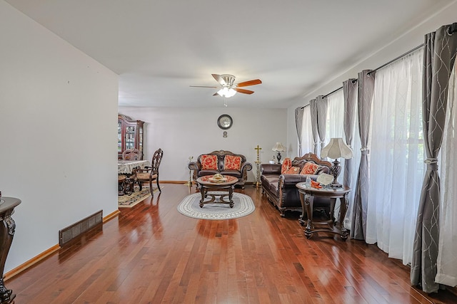 1008 S Beechwood Dr, Mount Prospect, IL 60056 - living room featuring wood-type flooring and ceiling fan