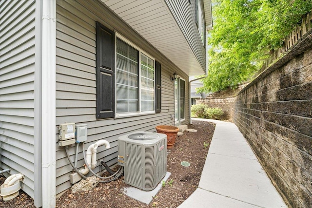 410 Village Creek Dr Unit 410, Lake In The Hills, IL 60156 - photo 33